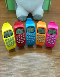 Mode Electronic Digital LED -klocka Casual Silicone Sports Watches For Kids Children Multifunction Calculator Arvur Colorful9819453