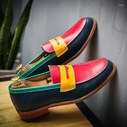 Casual skor Färgglada loafers män pu skarv rund tå låg häl bekväm klassisk affär bankett stora 38-48