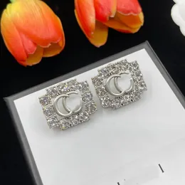 Designer di marchi di lusso Orecchini per lettere per lettere di gioielleria di marca di perle Rhinestone Crystal Rhinestone 18k Gold Plack Wedding Accessori per matrimoni Regali