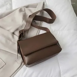 Umhängetaschen Luxusdesigner Mode hochwertige Retro -Casu -PU -Leder für Frauen Feste Farben Messenger Bag Travel Handb