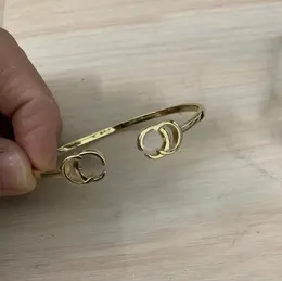 Pulseira de pulseira aberta de prata dourada pulseira minimalista de designer para homens para mulheres Pulseira de gigantes para mulheres Postagem de jóias grátis