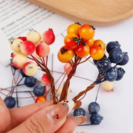 装飾的な花20pcs人工ベリーSTAMEN FOAM FROUT FAKE FAKE FLOWER for DIY Home Wedding Christmas Scrapbooking Decor n0125