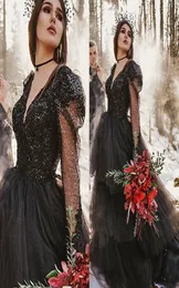 Gotisk svart en linje bröllopsklänning tiered tyll kjol långärmad v hals vintage brudklänningar paljetter spetsapplikationer brud land 2387220