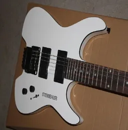 Steinberger Colore bianco elettrico senza testa con pickup Active2406334