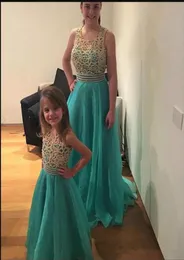 Custom Made Beaded Jewel Neck Mother and Daughter Dresses 2019 Long Chiffon A Line Wedding Party Gowns Littler Flower Girls Dress1651158