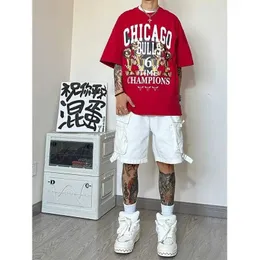 Męskie szorty Białe multi kieszeni Shors Street Street Modne luźne spodnie Męskie Ubranie American Retro Hip-Hop Casual Basketball Shorts J240407