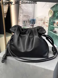 New Flamenco 2024s Bag Designer Designer Premium Cow Cow Leather Brand Bags Cloud in molti colori Luxury Lucky Bag Mini