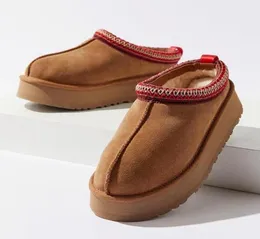 Designerskie kobiety buty śniegowe ciepłe platforma lian but wewnętrzny lia tazz slipper but house zimowe leniwe botki futra z pudełkiem7250596