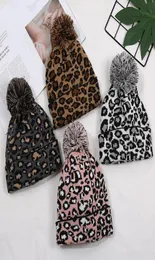 INS FASHIONEN LEOPARD Women Beanies gestrickt Konfetti Ball Top Caps Erwachsene Qualität Leopardenhüte Whole3109797