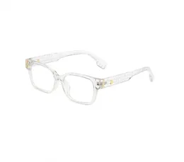 Designer Solglasögon Kvinnor Luxury Brand Mens Solglasögon 4747 Flat Lens Fashion Glasses Women Stars med samma dekorativa flerfärgade stora ramsolglasögon Rensa