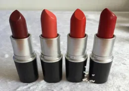 2020 Ny matt läppstift M Makeup Luster Retro Lipsticks Frost Sexig Matte Lipsticks 3G 25 Färger Läppstift med engelska namn7013817