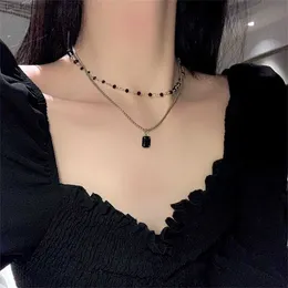 Pendant Necklaces Retro Double Layer Clavicle Chain Necklace For Women Dark Style Black Acrylic Crystal Gemstone Choker Elegant Party Jewelry240408