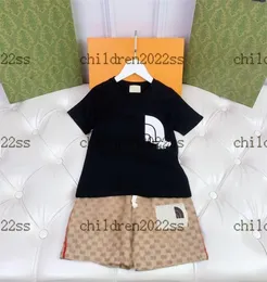 2022SS Highend Boys Classic NF Sets neue Markendesigner Kinder Fashion Clothing Round Neck T -Shirts mit Shorts Kurzarm Tshirt9981430