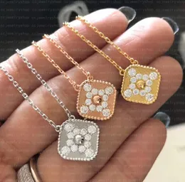 Mode mit Diamond 4/Vier Blattklee Halsketten Anhänger Mutter-of-Perl-Edelstahl 18K für Womengirls Valentinstag Muttertag Engagement Jewelry
