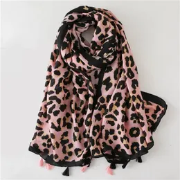 Halsdukar modemärke härlig rosa sexig leopard dot tofsel viskos sjal halsduk dam hög kvalitet pashmina stal bufandas muslim hijab