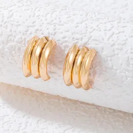 Brincos de garanhão piercing de moda coreana para mulheres Três círculos de anel simples exagerado versátil delicado liga jóias de tendência
