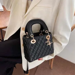 Tasarımcı Deluxe Classic Daifei Elde Taşanan Çanta Tek Omuz Çantası Crossbody Yüksek Kaliteli Moda Kadın Deri Çanta Cüzdan Kadın Cüzdan