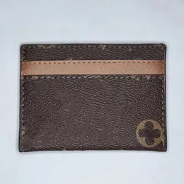 Designer Blumenbuchstaben Brieftasche drei Stapel Festkörperborder großer Kapazität Reine Kuh -Karten -Brieftasche