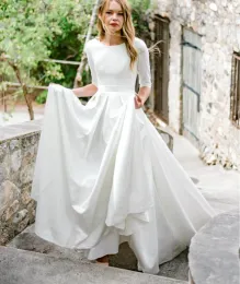 Klänningar 2020 Nya Aline Satin Modest Wedding Dresses med 3/4 ärmar korsett Back Round Neck LDS Temple Bridal klänningar ärmade skräddarsydda