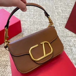 Real leather WOMAN WOMEN luxurys designers bags fashion shoulder bag Handbags messenger Chain Bag Clutch Flap crossbody Wallet lady clutch fashionbag0006