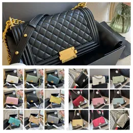 Дизайнерская сумка Pure Black Diamond Plaid Sags Designer Bag Популярная роскошная роскошная роскошная сумка по кроссу с темпераментом