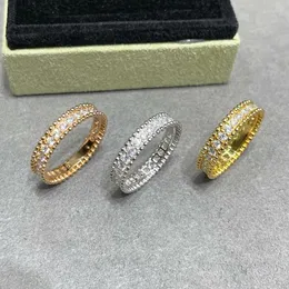 Clusterringe hohe Qualität 925 Sterling Silber Single Row Diamond Ring Ladies Fashion einfaches Ethos Schmuckparty Paar Geschenk