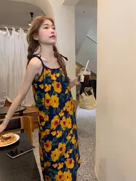 Casual Dresses Women's Vacation Style Printed Strap Dress Summer French Vintage Flower Loose Fit Slim Sleeveless Sling Long