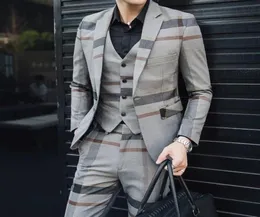 Fashion Plaid 3 PCS Men039 Suit Abito da sposa Groom di grandi dimensioni Slim Slim Casual Tuxedo Banchet Party Business Formale 5XL SUITS BL8019568