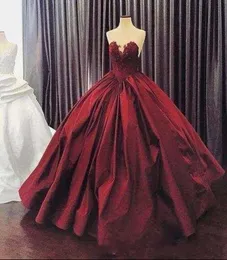 Luxury Burgundy Quinceanera Dress Sweetheart Lace Satin Ball Suknia Vintage Sukienka na studniówkę Suknie stopniowe