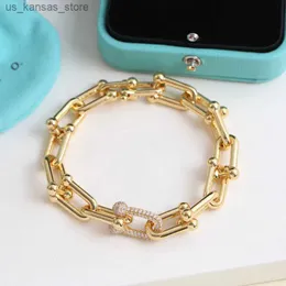 Очарование браслетов дизайнерские браслеты женщины Lucky Link Bracelets Love Moady Fashion No Fading Fine Designer Dewelry Elegant Demperament Versa Y240416FP5D3FQH