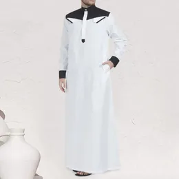 Traditionelle muslimische Kleidung Kontrastfarbe Muslim Kleid Middle East Jubba Thobe Männer Robe mit langen Ärmeln Mandarin Hals 240328