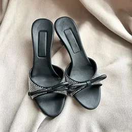 Sapatos de grife deslizam sandálias abertas calcanhares escorregar na marca de luxo feminino de 8,5 cm de altura calçados de fábrica de festas com caixa