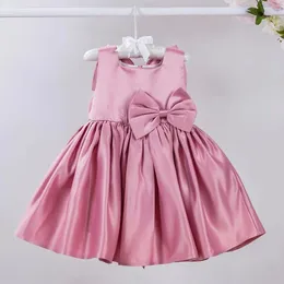 Kurze Blumenmädchenkleid rosa Satin -Quadratkragen eine Linie Knie Länge S Geburtstagskleider Big Bow ärmellose Kleider 240326