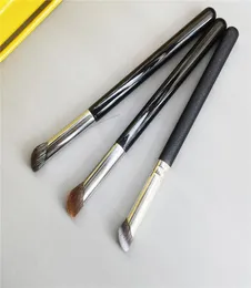 Concealer Perfector Makeup Brush Punta di punta a forma di professionista Cance Cream Liquid Beauty Cosmetics Brush Tool4227942