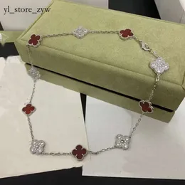 Роскошные женщины 10 Diamond Clover Ожежее колье бренда мода Vanclef Ожежелезное колье Ванклеф.