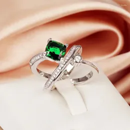 Cluster Rings Light Luxury Geometry Design Green Square Diamond Ring Creative Shiny Zircon Jewelry Wedding Party 925 Sterling Silver