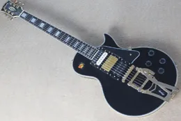 2014 Nuovo rocker di bellezza nera personalizzato di buona qualità Jazz Big Black Electric Guitar Tre Pickups8595086