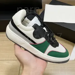 Tasarımcı Sıradan Ayakkabı Kadın Sneaker Kadın Trainer Run Ayakkabıları Erkek Moda Konforu Basketbol Mesh Orijinal Deri Tenis Klasik Kadın Loafer