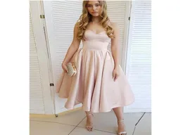 Маленькие пыльные розовые коктейльные платья для вечеринок с линейными рубашками Roffles Short Prom Homecoming Howns Custom7246605