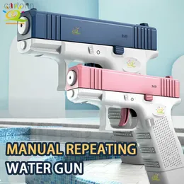 Giocattoli per armi Huiqibao Kids Manuale estivo Water Gun Beach Beach Outdoor Portable Shooting Game Pistol Waters Fight Fantasy Toys for Children 240408