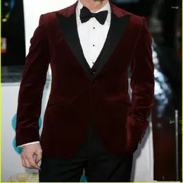 Men's Suits 1 PC Men Jacekt Attractive One Button Groom Tuxedos Wedding Man Suit Peaked Lapel Wine Red Velvet Blazer Coat Groomsman