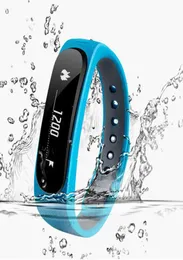 E02 Bracciale intelligente Bracciale impermeabile Bluetooth Smart Sports Tracker Bracciale Bracciale Bracciale SMS Ricorda Sport Watch Connecte per iPhone2626883