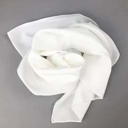 Frauen echter Seidenschalel Square Neck -Schals Lady White Solid Crepe Bandana Haarband Kerchief Schal Hijabs für DIY Painting 240407