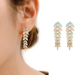2024 Dangle örhängen Flower Leaf for Women Gold Color Candy Stone Womens Drop Earring Fashion Party Dating Wedding Jewelry E067