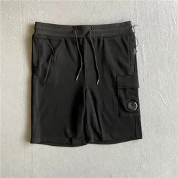 Herrenkleidungsstück im koreanischen Stil der koreanischen Art von Herrenkleidungsstücken locker trendy Freizeit-Sport-Shorts für junge Männer UJ30