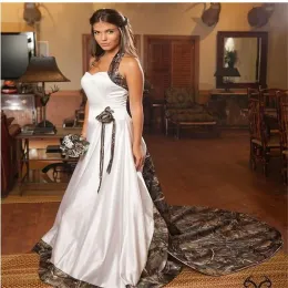 Abiti Vintage Country Realtree camo abiti da sposa 2024 Halter A Line Satin Rock Gatsby Viking Abiti da sposa all'aperto Eleganti medi gotici