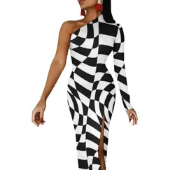 Повседневные платья абстрактные полосатые длинные платья Женщины черно -белые геометрические эстетические макси -клуб Bodycon High Slit Print ClaseScasu1635787