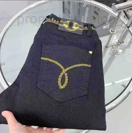 Jeans Designer de jeans masculina 2024 Medusa e confortável e confortável sites de pista de pista S82N