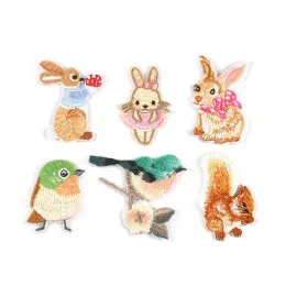 5pcs 33-55mm schöne Hasen/Vogel-/Eichhörnchen-Stickflächen Nähen Vorräte Kleidung Tags Applikationen DIY Crafts Accessoires C3216