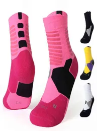 Performance Sport Crew Socks Мужчины на открытом воздухе Elite Fitness Basketball Прогулка дышащие толстые подушки.